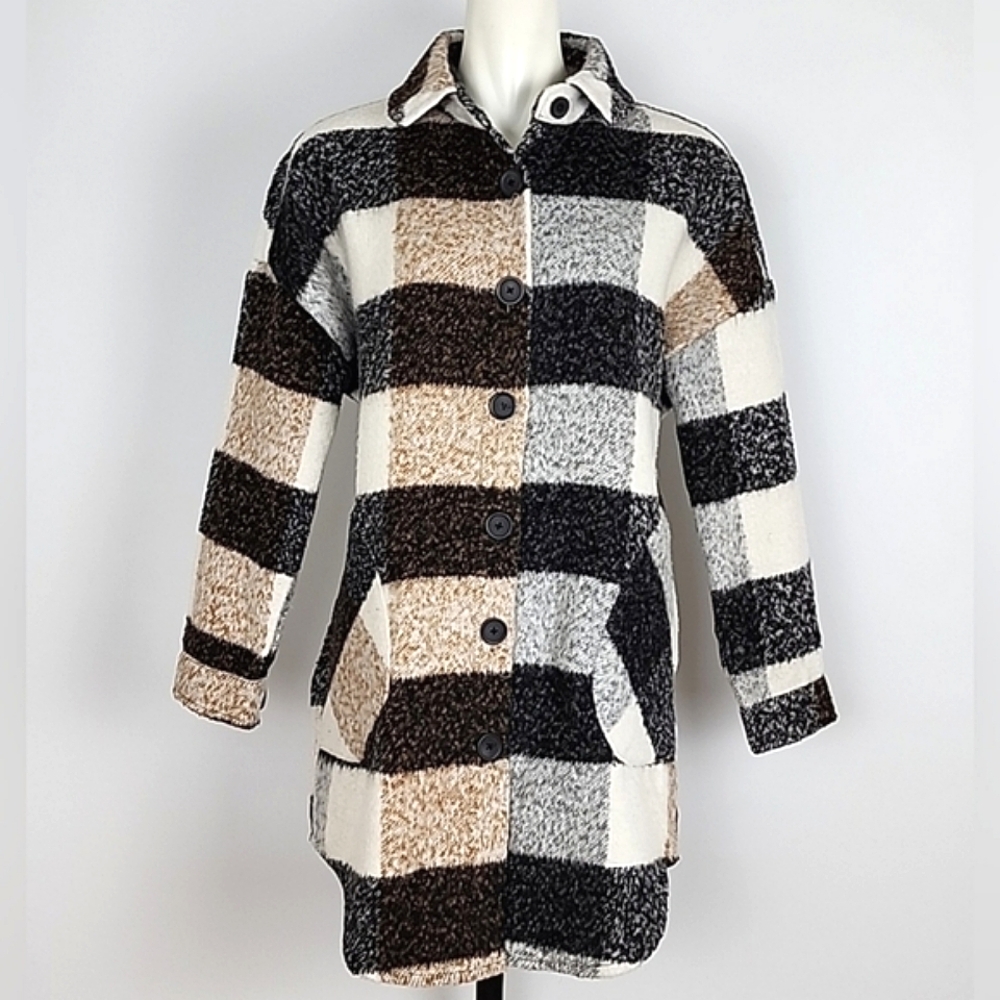 Plaid Women's Jacket - Black, White, Tan - Picture 3 of 16